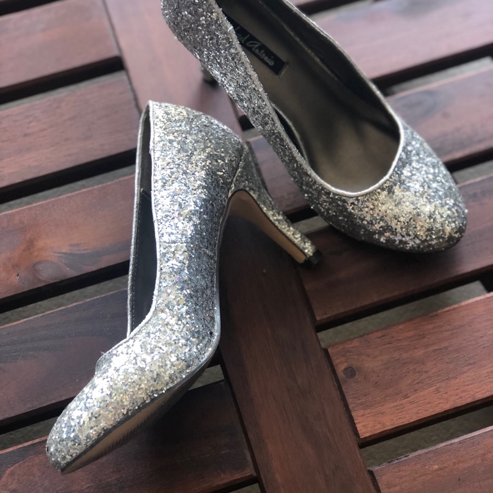 Silver Glitter Pumps